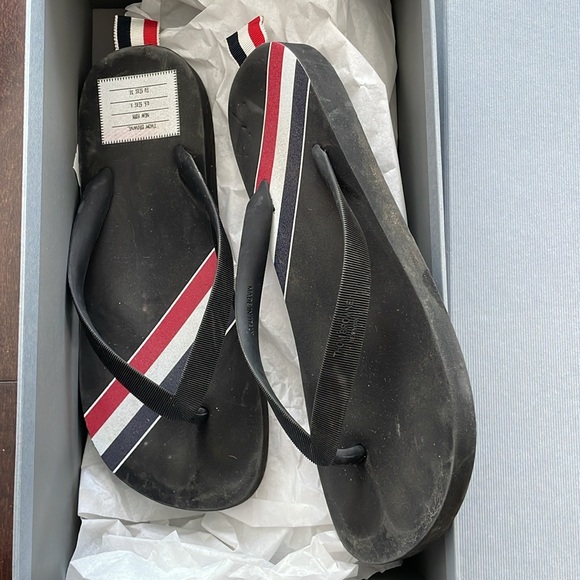 THOM BROWNE SANDALS - Picture 16 of 16